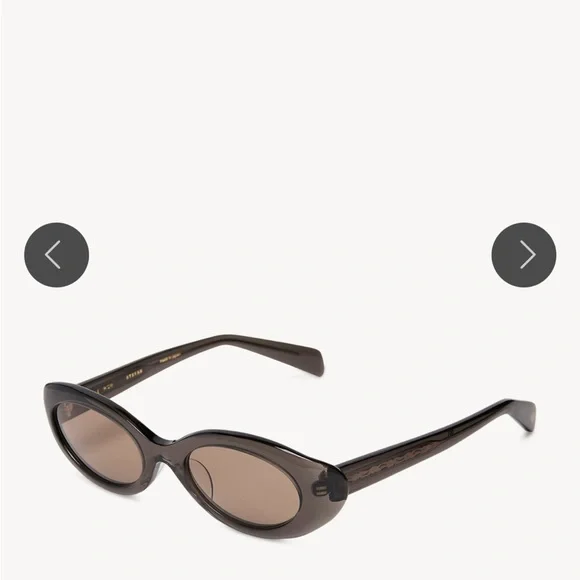 The Row x Eyevan ELLA sunglasses in grey - Picture 2 of 8